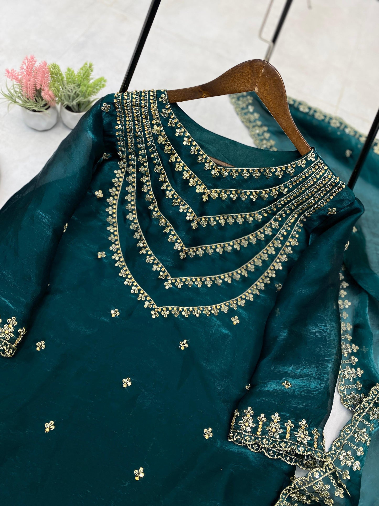 TOP AND PANT WITH DUPATTA