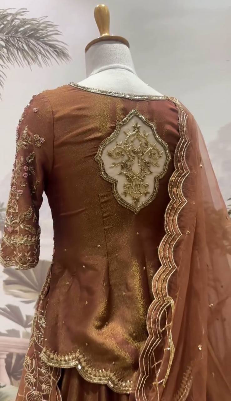 Top Lehenga & Dupatta Set