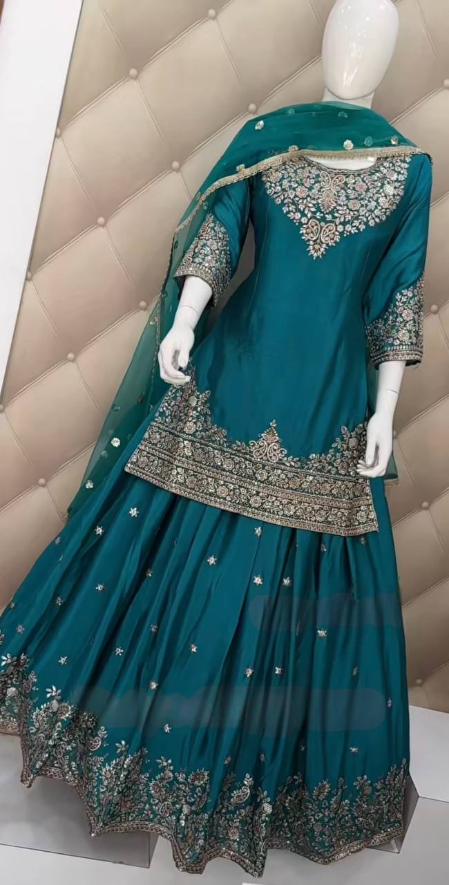 Top Lehenga & Dupatta Set