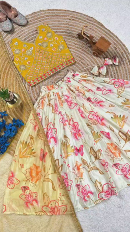 Lahenga - Blouse - Dupatta